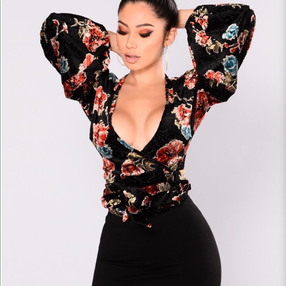 Wrap around top